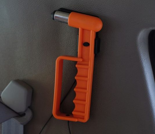 The Best Car Window Breaker Tools Reviewed: Escape in an Emergency