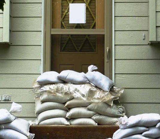 Homemade DIY Flood Barrier Instructions