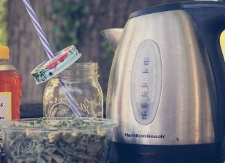 How to Make Mullein Tea (Step by Step Instructions)