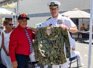 Naval Legend and Original Naval Commando Honored at SEAL Graduation