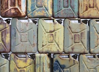 The 5 Best Gas Cans in 2023 (Capacity, Durability, and Longevity)