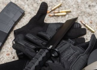 SOG Knives – BAR15T Tanto Bayonet