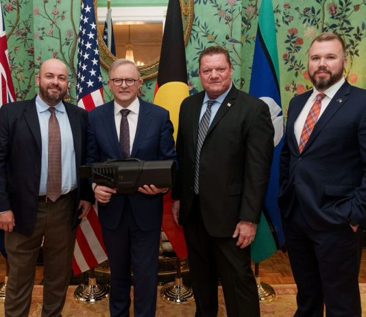 Australian Prime Minister Anthony Albanese with DroneGun Mk4