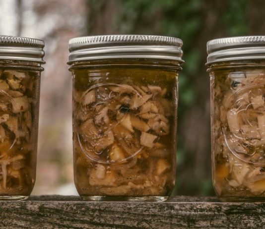 How to Pickle Mushrooms at Home