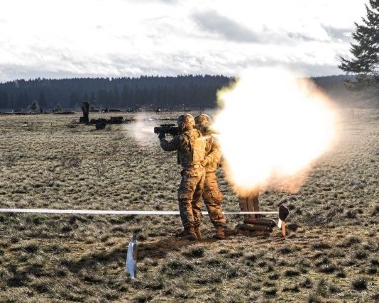 Washington, Oregon National Guard Soldiers Test New Weapons