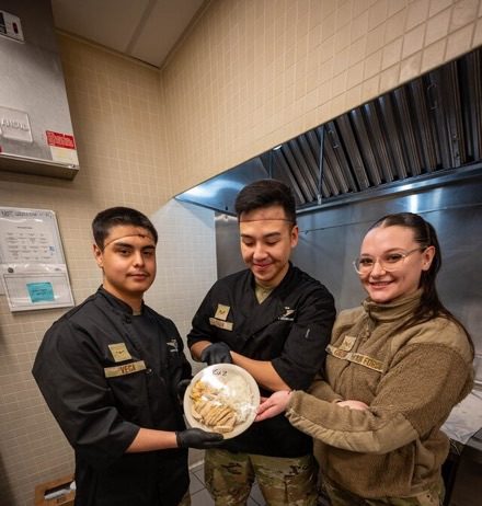 Minot MAF Chefs Feed the Force
